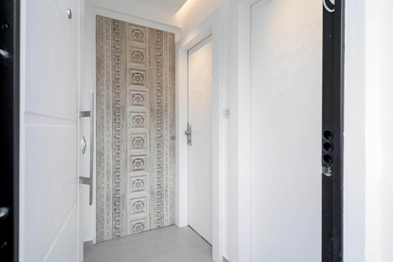 Capri Marina Suite Exterior photo